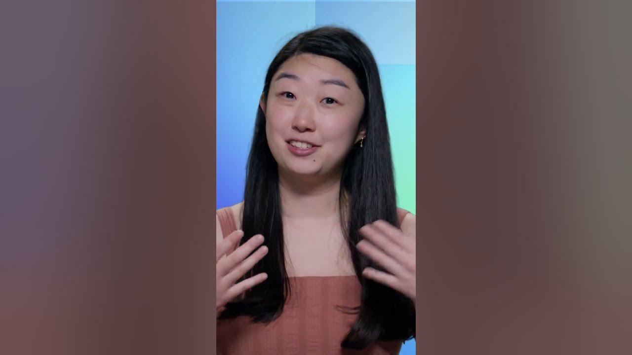 What are some built-in accessibility features in .NET MAUI?